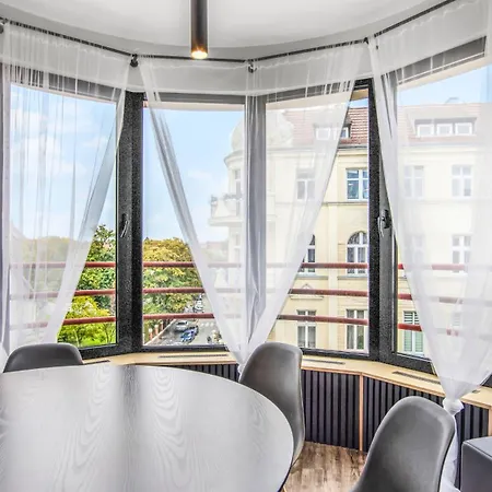 公寓 Rozbrat Olbin, Sun & Snow